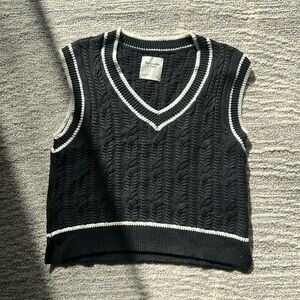 Abercrombie & Fitch Vest